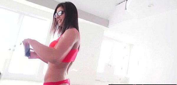  Intercorse On Tape With Amateur Real GF (leah gotti) mov-19
